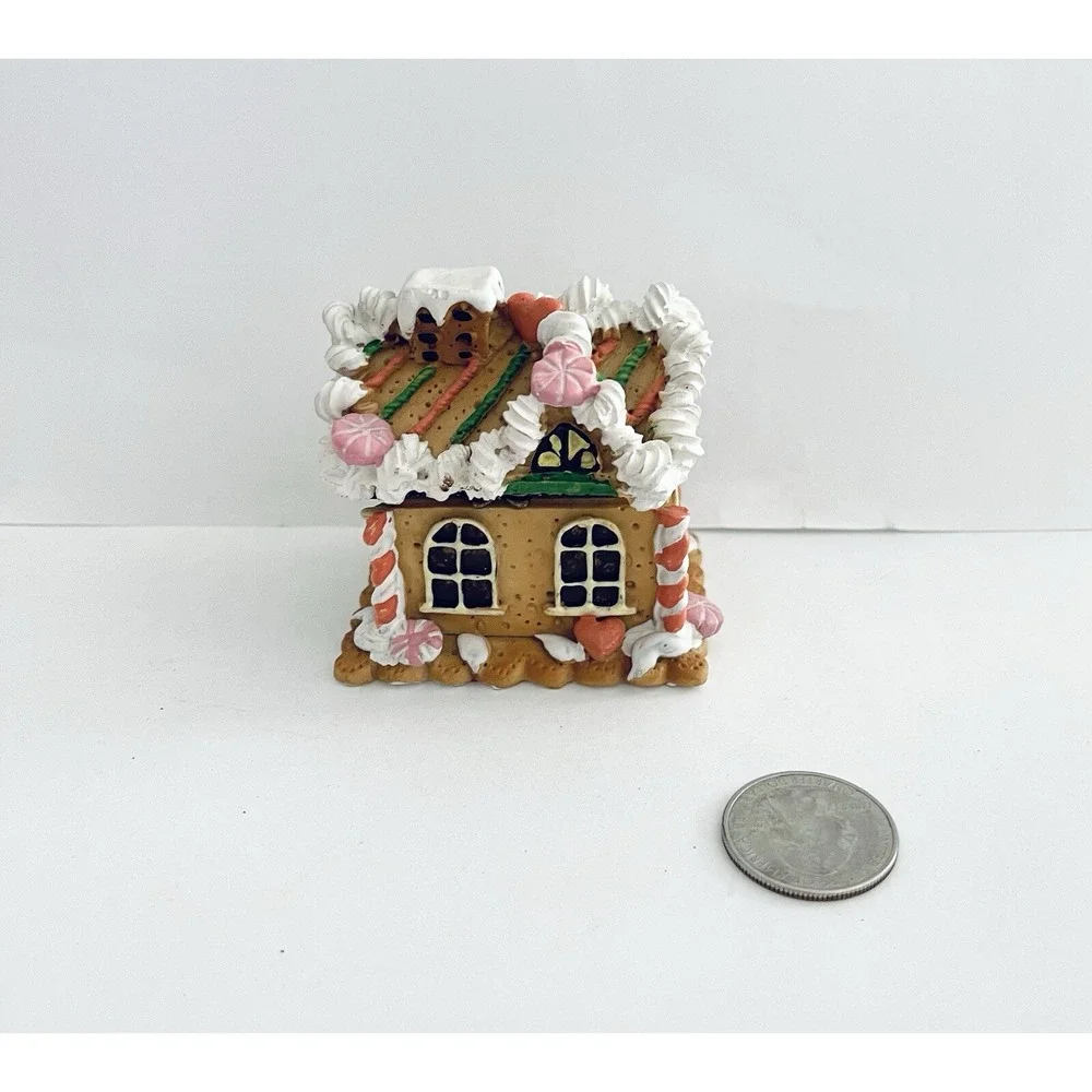Ceramic Gingerbread House Christmas Trinket Box Candy Canes‎  READ INFO